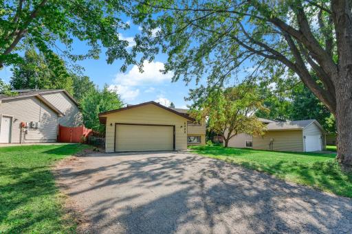4233 Braddock Trail, Eagan, MN 55123