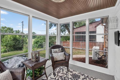 1100 Montana Avenue W, Saint Paul, MN 55108