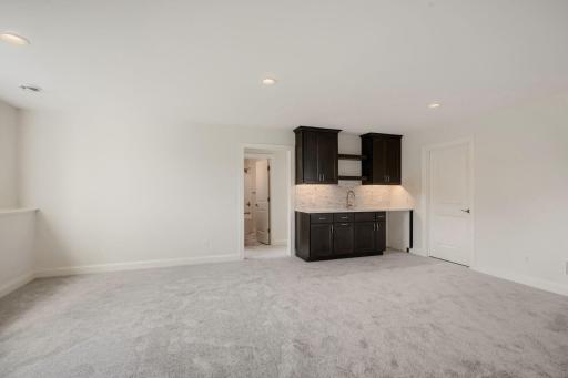 1130 136th St E - Web Quality - 015 - 15 Family Room.jpg