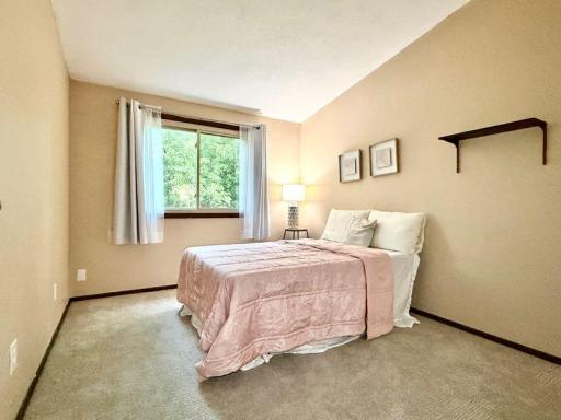 7608 Hampshire Avenue N, Brooklyn Park, MN 55428