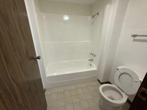 7608 Hampshire Avenue N, Brooklyn Park, MN 55428
