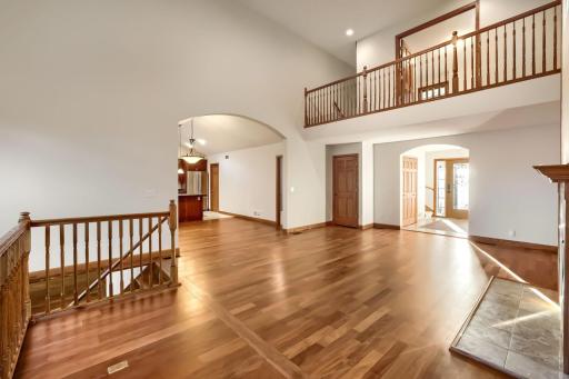 13426 Excelsior Blvd - Web Quality - 013 - 13 Living Room.jpg