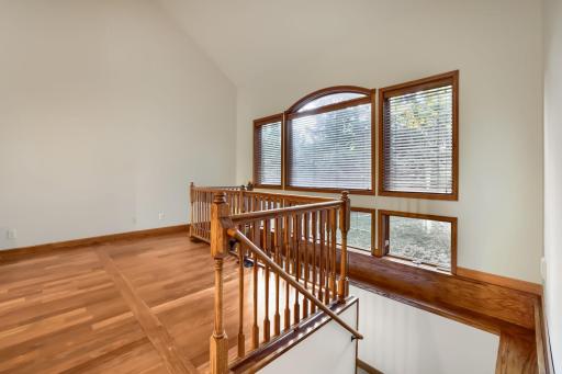 13426 Excelsior Blvd - Web Quality - 005 - 05 Living Room.jpg