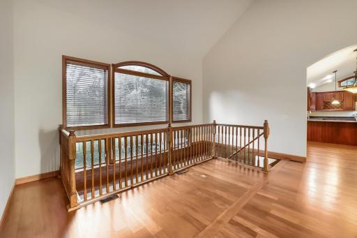 13426 Excelsior Blvd - Web Quality - 007 - 07 Living Room.jpg
