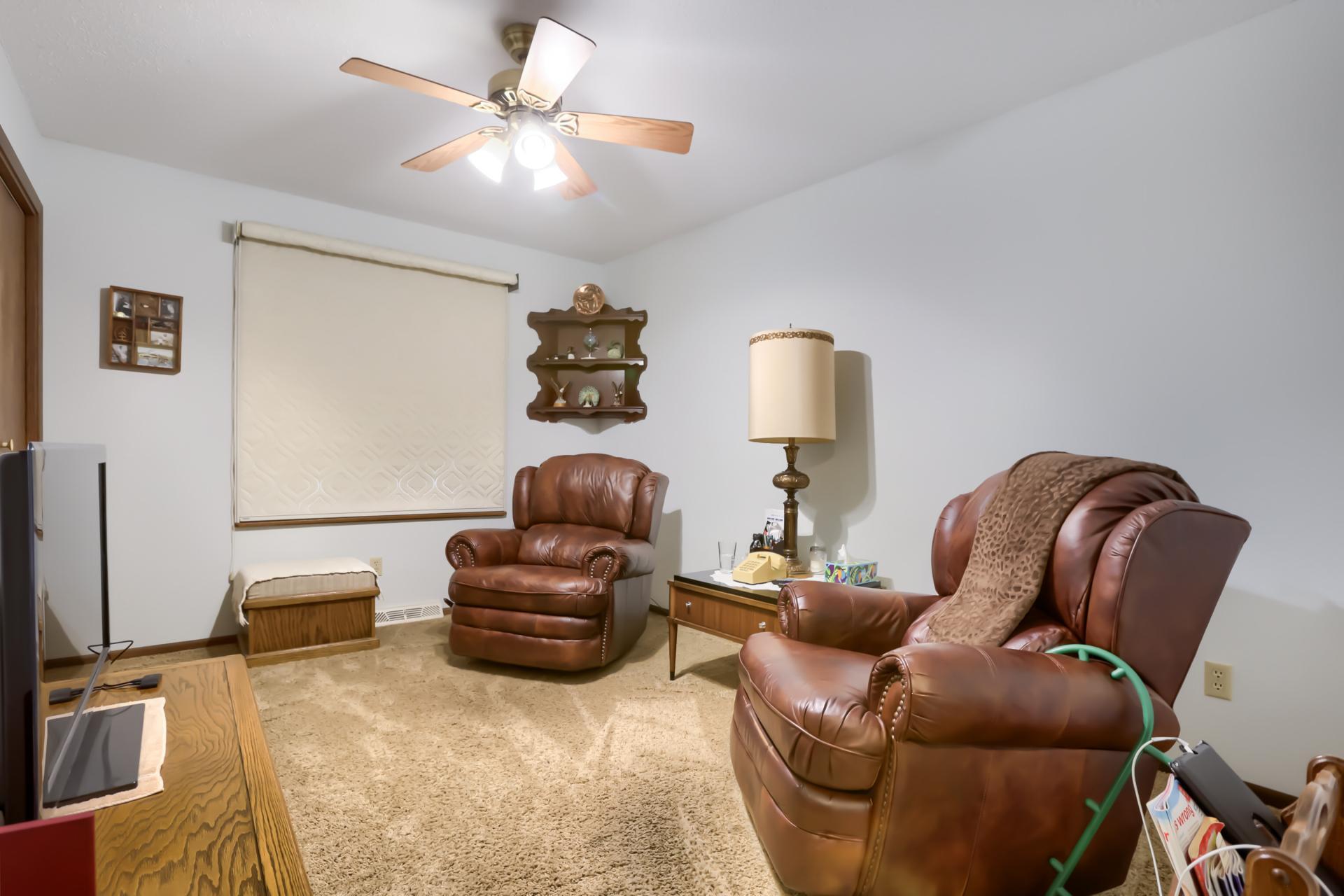 9900 Primrose Ave Family Room
