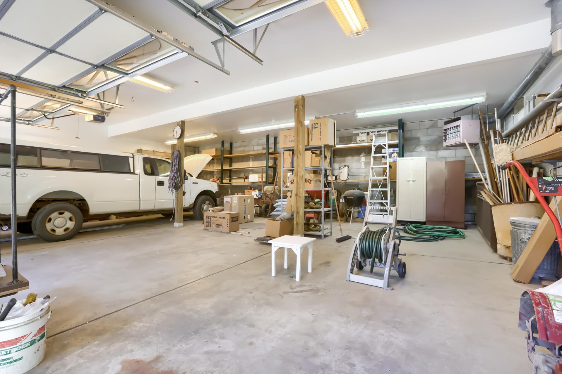 9900 Primrose Ave 3 car Garage.jpg
