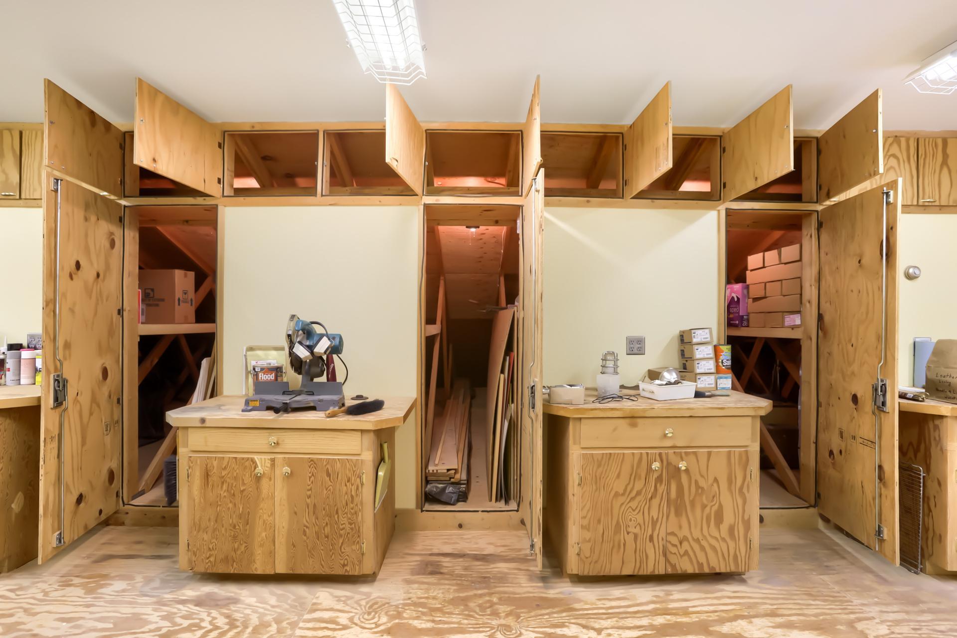 9900 Primrose Ave Crafts area/Shop