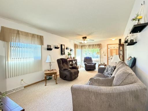 514 4th Avenue SE, Stewartville, MN 55976