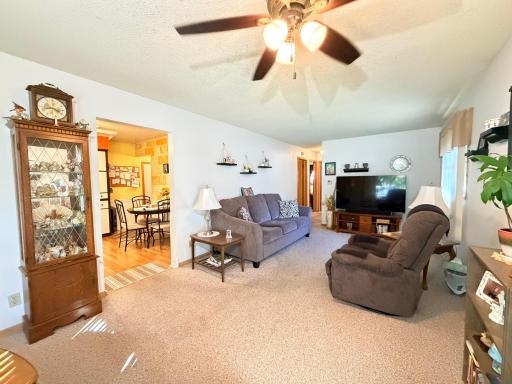 514 4th Avenue SE, Stewartville, MN 55976