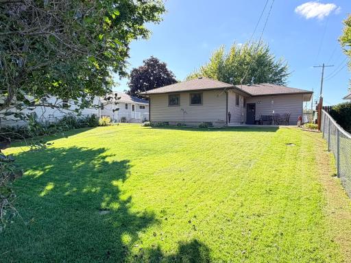 514 4th Avenue SE, Stewartville, MN 55976