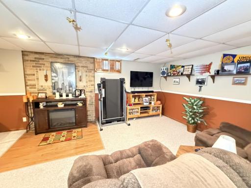 514 4th Avenue SE, Stewartville, MN 55976