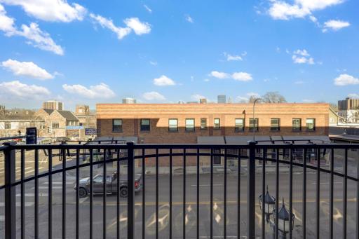 15 E Franklin Avenue, 208, Minneapolis, MN 55404