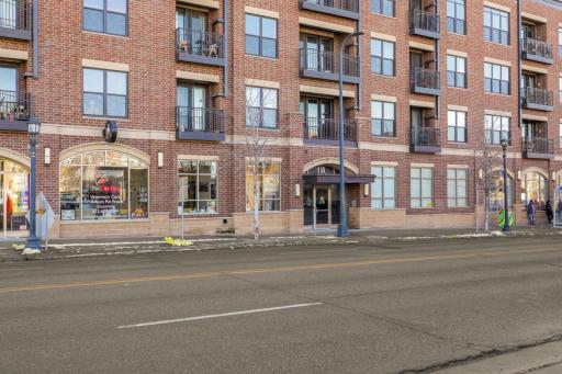 15 E Franklin Avenue, 208, Minneapolis, MN 55404