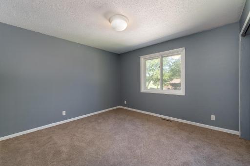 1701 Quail Roost Drive, North Mankato, MN 56003