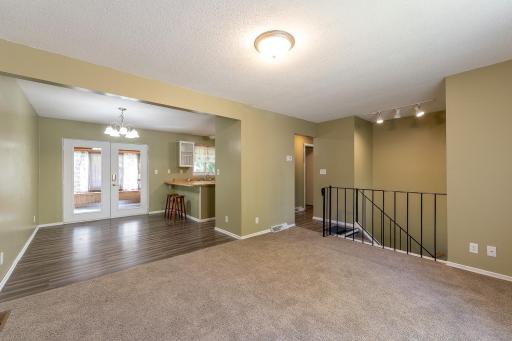 1701 Quail Roost Drive, North Mankato, MN 56003