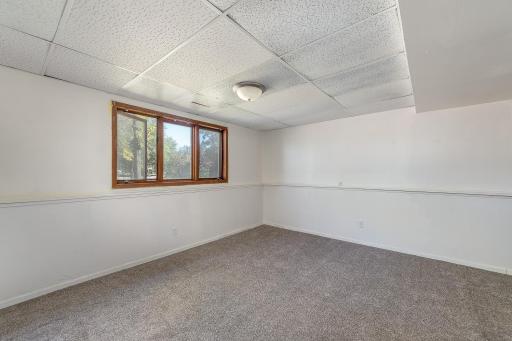 1701 Quail Roost Drive, North Mankato, MN 56003