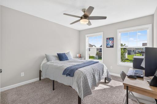 Spacious Bedroom Perfect for Family, Guests or Home Office.