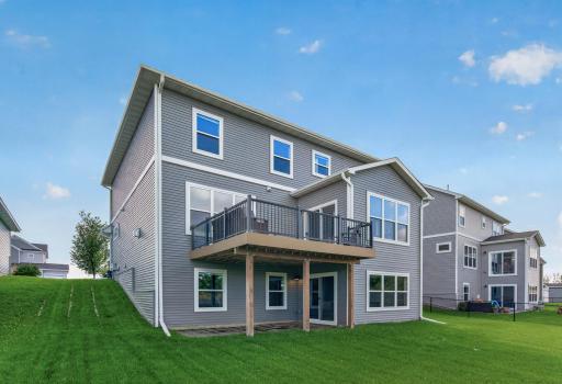 Ideal Outdoor Entertaining Space with Beautiful Open Views.