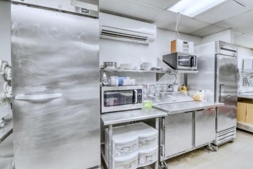 41 N Broadway, Pelican Rapids, MN 56572