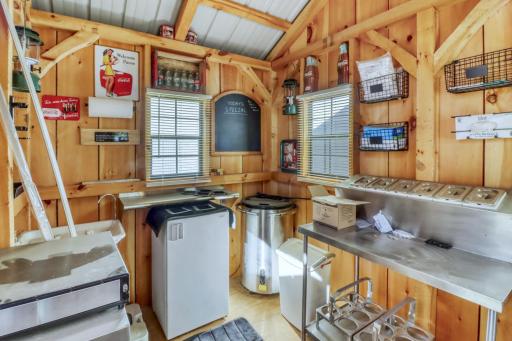 41 N Broadway, Pelican Rapids, MN 56572