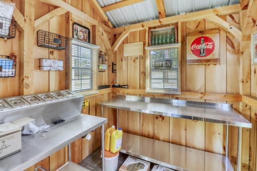 41 N Broadway, Pelican Rapids, MN 56572