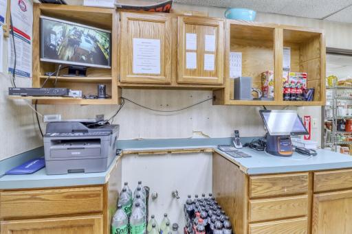41 N Broadway, Pelican Rapids, MN 56572