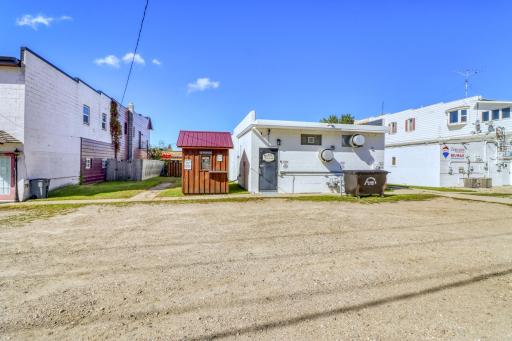 41 N Broadway, Pelican Rapids, MN 56572