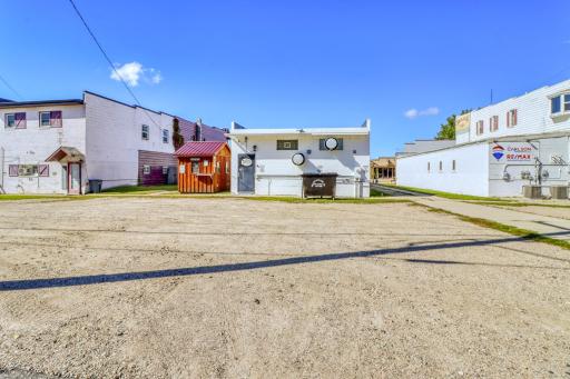 41 N Broadway, Pelican Rapids, MN 56572