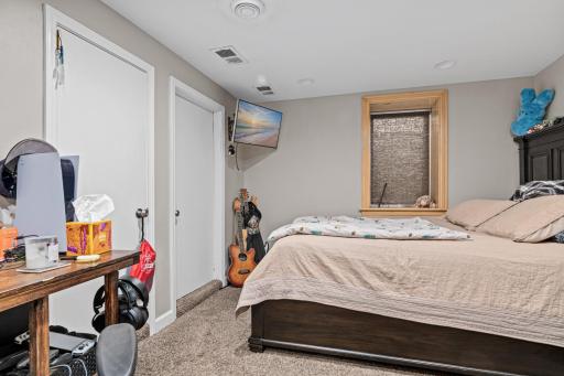 4151 Snelling Avenue, Minneapolis, MN 55406
