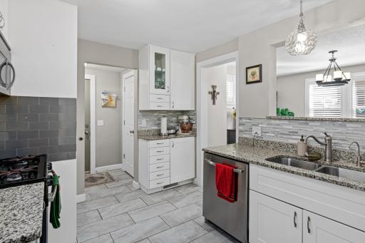 4151 Snelling Avenue, Minneapolis, MN 55406