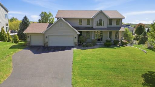 18344 Lake Forest Drive, Lakeville, MN 55044