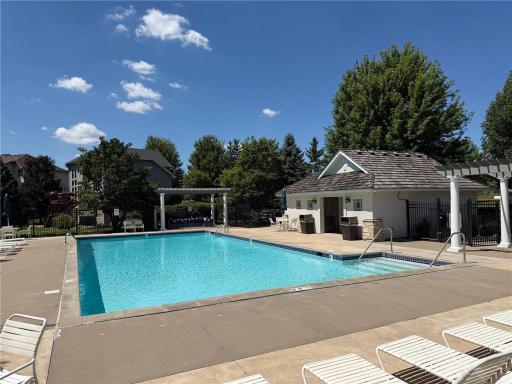 18344 Lake Forest Drive, Lakeville, MN 55044