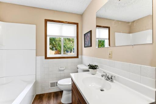 405 Green Avenue SE, Watertown, MN 55388