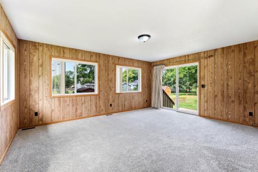 405 Green Avenue SE, Watertown, MN 55388