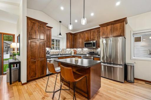 13496 73rd Avenue N, Maple Grove, MN 55311