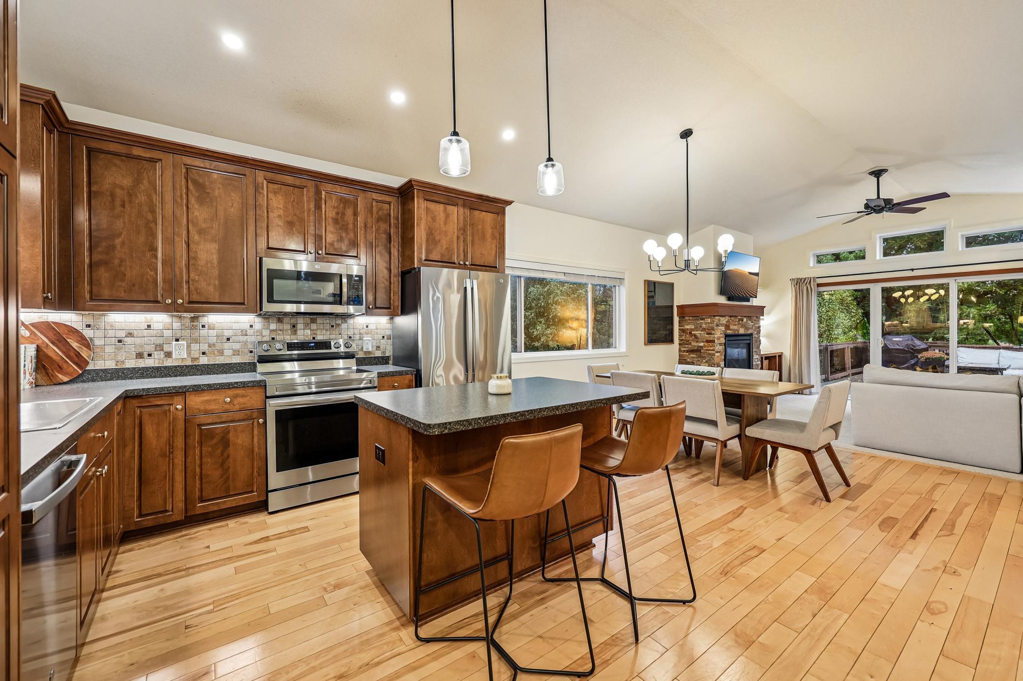 Upstairs - Kitchen.jpg