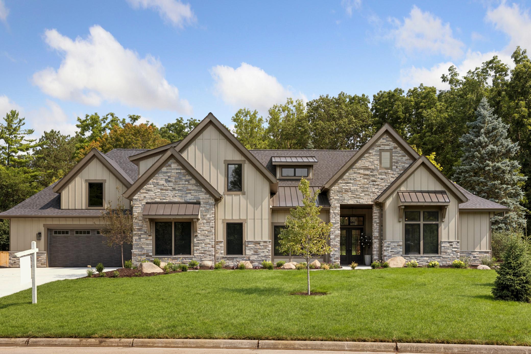 Welcome Home! 6205 Hillside Road