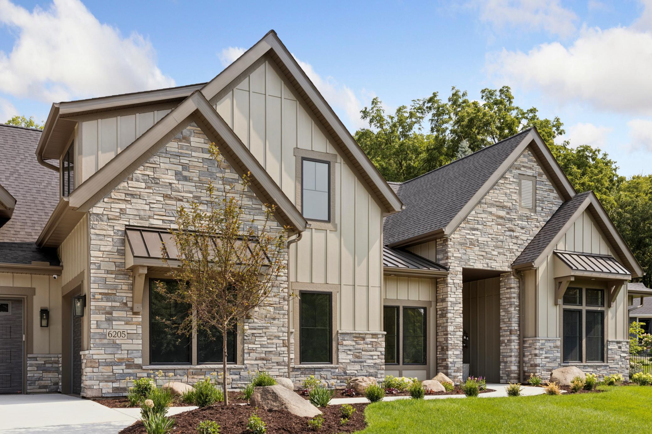 Welcome Home! 6205 Hillside Road