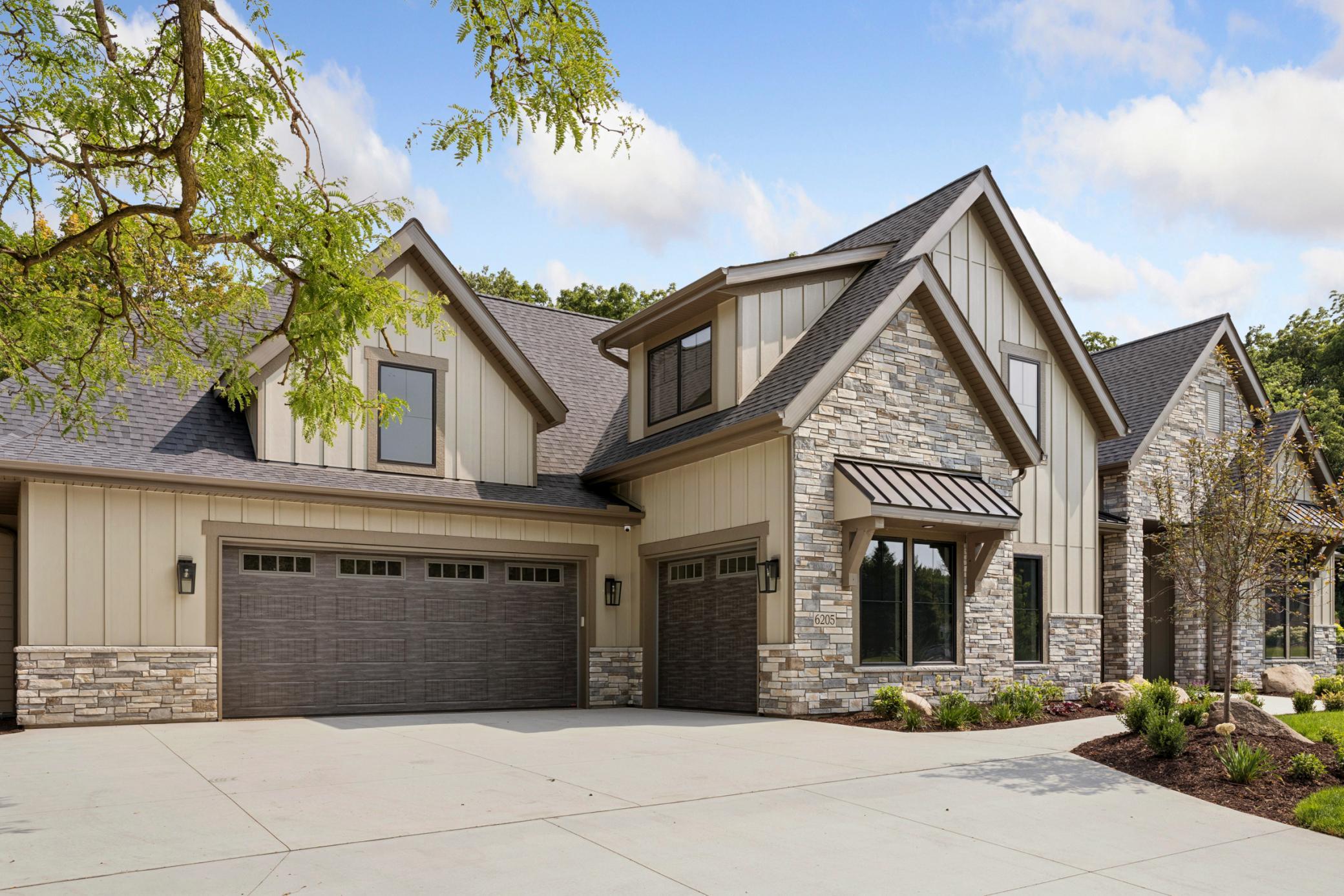 Welcome Home! 6205 Hillside Road
