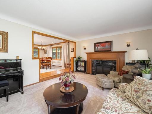 016-077-Living Room-1024x768.jpg