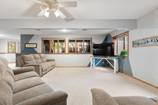 1565 Dell Place, Owatonna, MN 55060