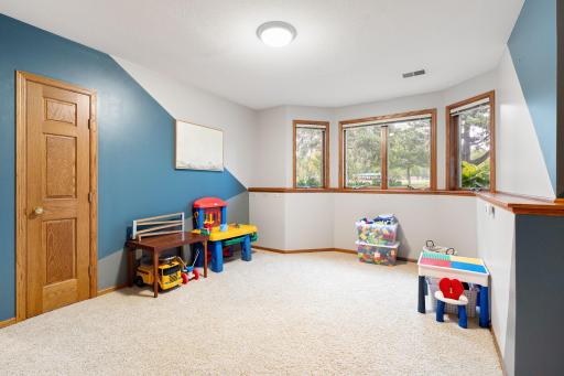 1565 Dell Place, Owatonna, MN 55060