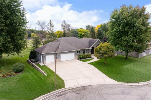 1565 Dell Place, Owatonna, MN 55060