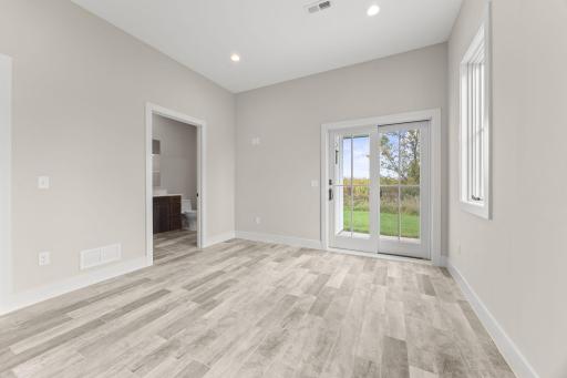 8800 Grace Lane N, Loretto, MN 55357