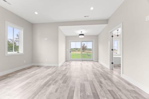 8800 Grace Lane N, Loretto, MN 55357