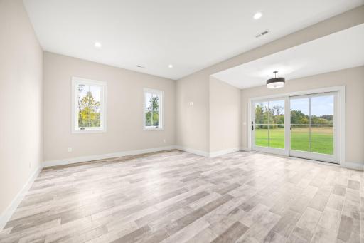 8800 Grace Lane N, Loretto, MN 55357