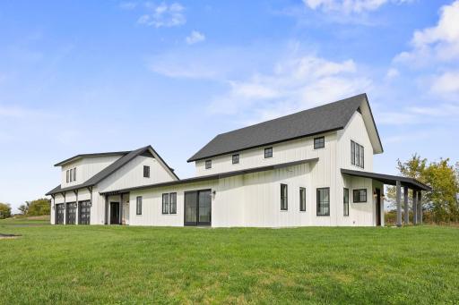 8800 Grace Lane N, Loretto, MN 55357
