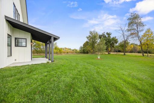 8800 Grace Lane N, Loretto, MN 55357