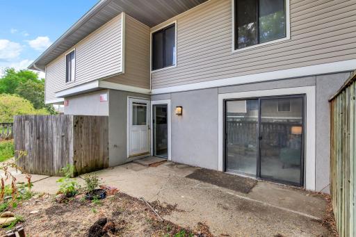 1207 Trailwood S, Hopkins, MN 55343