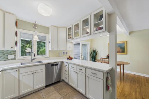 1786 Saunders Avenue, Saint Paul, MN 55116